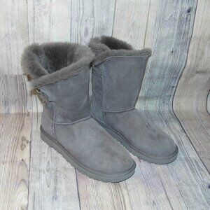 UGG Nash Buckle Grey Suede/Sheepskin Boots Womens Size 8